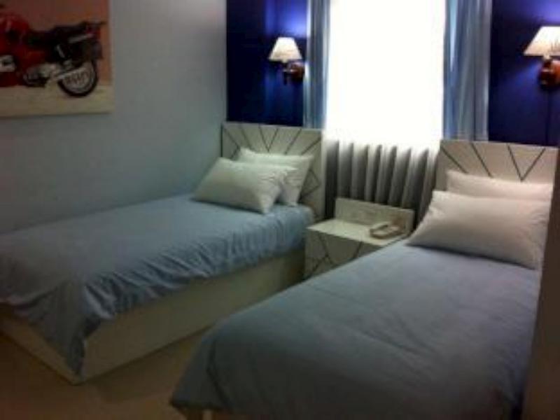 La Nostalgie Boutique Guest House Бандунг Экстерьер фото