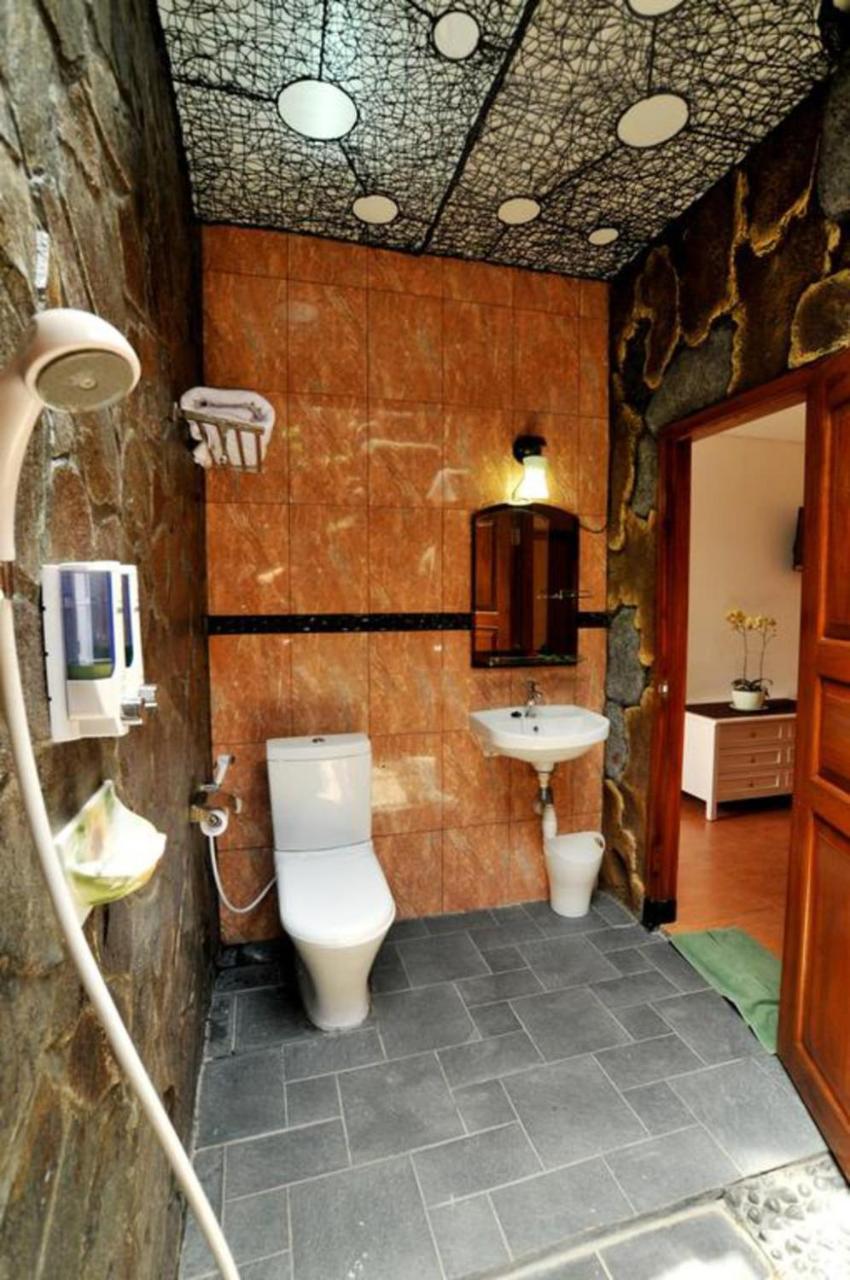 La Nostalgie Boutique Guest House Бандунг Экстерьер фото